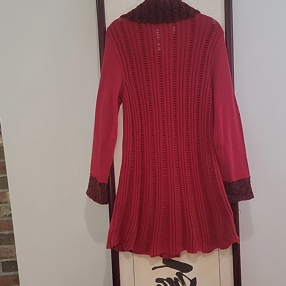 Y2K Lisa International Red Cardigan with A-Line Silhouette - Picture 5 of 5